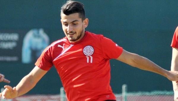 Beşiktaş, Antalyasporlu oyuncuyla ilgileniyor