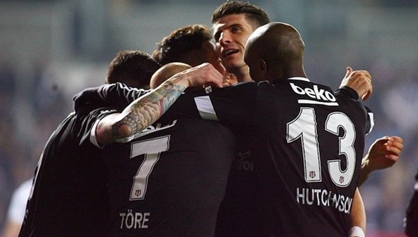 Beşiktaş her alanda lider