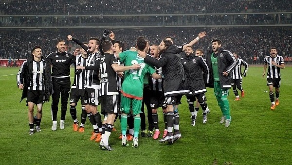 Beşiktaş ilkleri gerçekleştiriyor