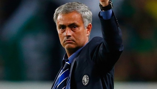 Chelsea'de Mourinho'nun geleceği masaya yatırılıyor