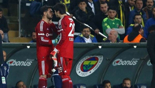 Derbide Beşiktaş'ın kalesinde kim olacak?