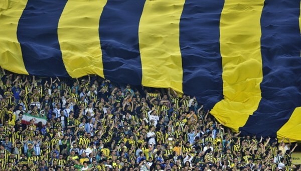 Fenerbahçe taraftarından Celtic'e gönderme!