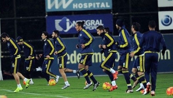 Fenerbahçe'de 5 futbolcu tehlike sınırında