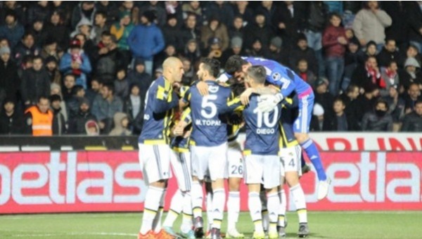 Fenerbahçe'de goller paylaşılıyor