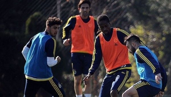 Fenerbahçe'de hazırlıklar sürüyor