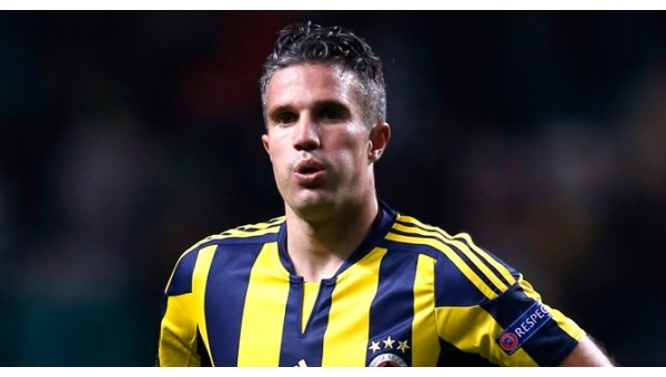 Fenerbahçe'de Van Persie krizi! Otobüsten inmedi