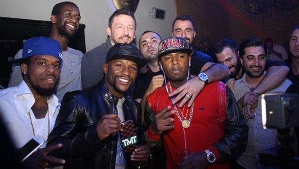 Floyd Mayweather'dan çılgın eğlence