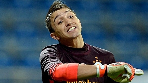 Galatasaray taraftarlarından Fernando Muslera'ya destek