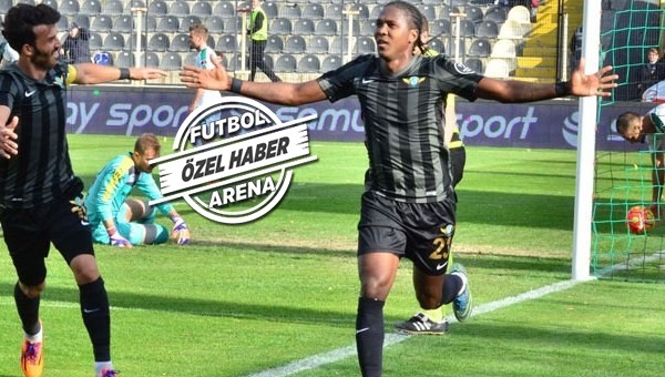 Hugo Rodallega, Galatasaray'a mı?