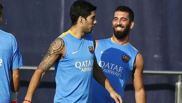 Luis Suarez ile Arda Turan arasına su sızmıyor