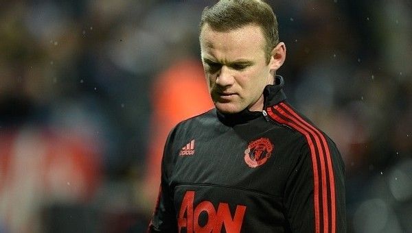 Manchester United'ta Rooney şoku