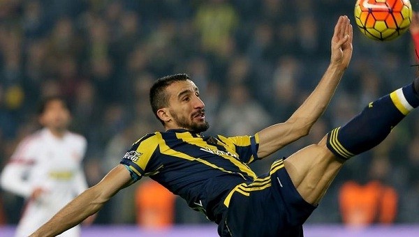 Fenerbahçe-Sivasspor maçında Mehmet Topal farkı