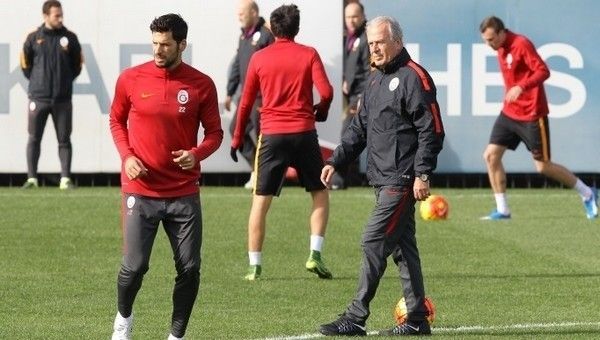 Mustafa Denizli teşhisi koydu! Türkler arasında sorun