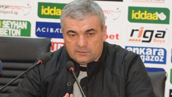 Rıza Çalımbay transfer istedi