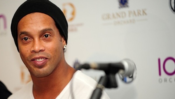 Ronaldinho açıkladı! 'Bence dünyanın en iyisi...'