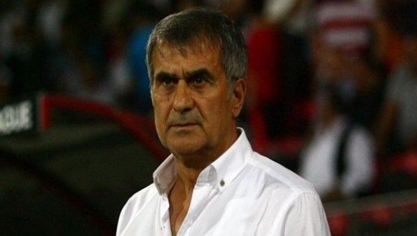 Şenol Güneş Kayserispor maçında çıldırdı