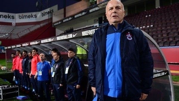 Trabzonspor'da Sadi Tekelioğlu görevi bıraktı