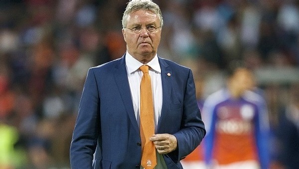 Chelsea için Guus Hiddink iddiası