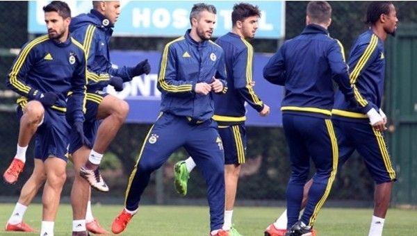 Van Persie, Gaziantep maçında oynayacak mı?