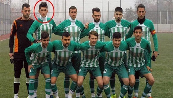 Amatör futbolcu kahvaltı yaparken vefat etti