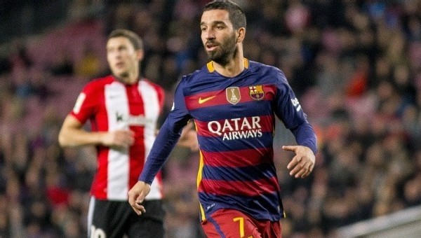 Barcelona'da gözler Arda Turan'da