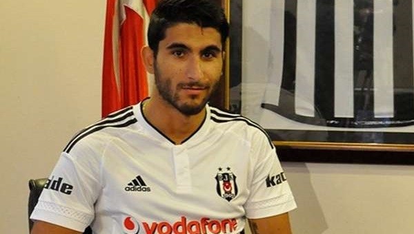Beşiktaş yeni transferleriyle resmen imzaladı