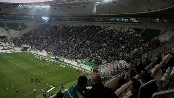 Bursaspor - Trabzonspor maçını kaç kişi izledi?