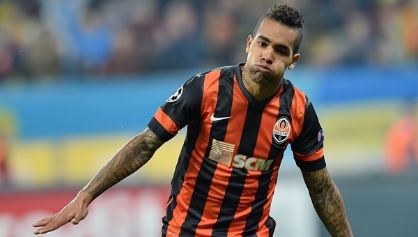 Chelsea ve Liverpool, Alex Texeira için yarışıyor