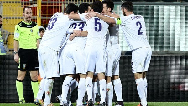 Fiorentina maç fazlasıyla liderliğe oturdu!