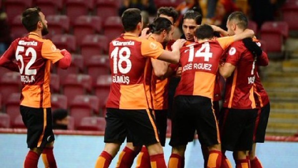 Galatasaray kupada Akhisar ile karşılaşacak