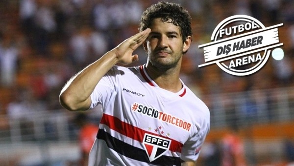 Galatasaray'ın Pato transferinde FLAŞ gelişme