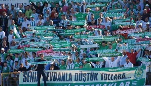 Giresunspor taraftarlarından Fenerbahçe'ye sürpriz hoşgeldin mesajı
