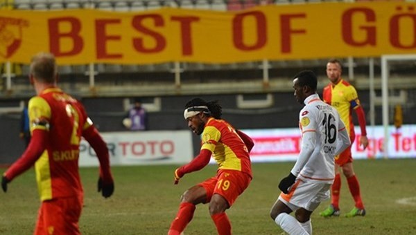 Göztepe ile Adanaspor yenişemedi