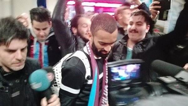 Jose Bosingwa Trabzon'a ulaştı! İmzaya geldi...