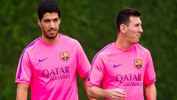 Lionel Messi, Luis Suarez'i rencide etti