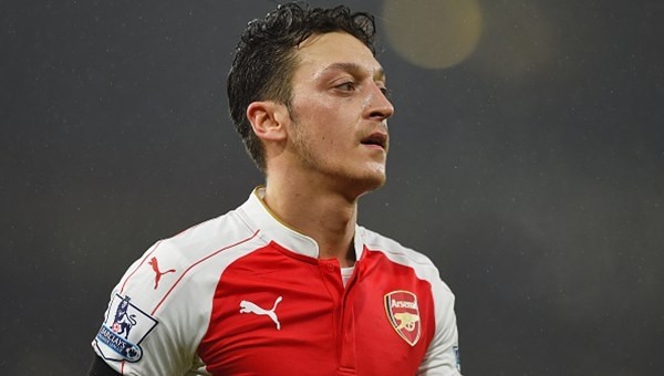 Mesut Özil'e büyük onur! 2015'in en iyisi...