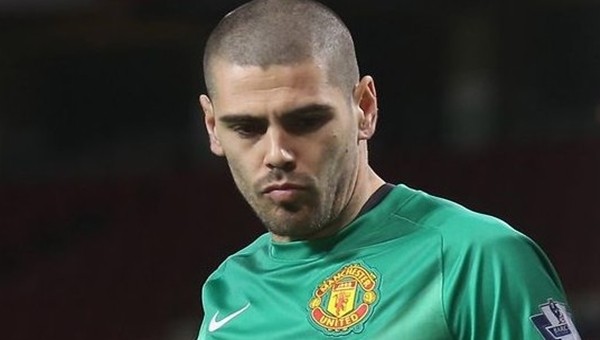 Victor Valdes, Standard Liege'e kiralandı