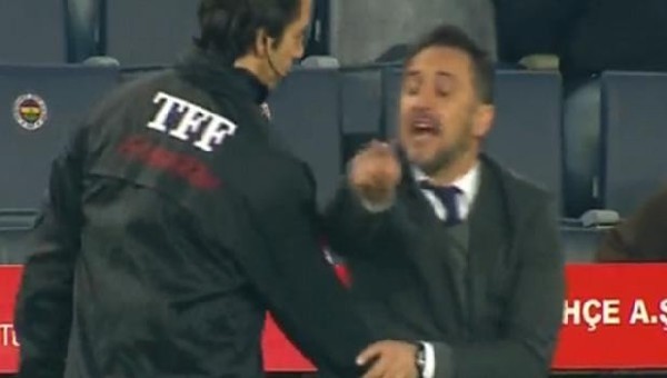 Vitor Pereira çılgına döndü! Üzerine yürüdü