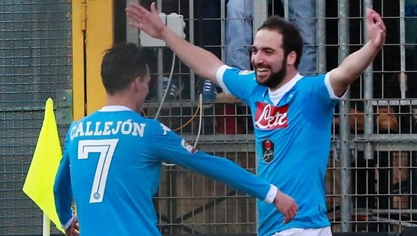 Yeni lider Napoli!