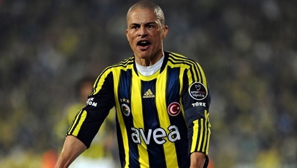 Alex de Souza'dan derbi paylaşımı - Fenerbahçe Haberleri