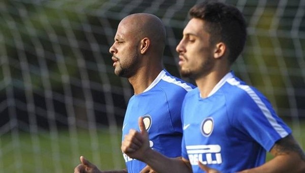 Alex Telles ve Felipe Melo kartlara abone