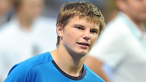 Andrey Arshavin'den sürpriz imza