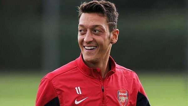 Barcelona'dan Mesut Özil transfer bombası