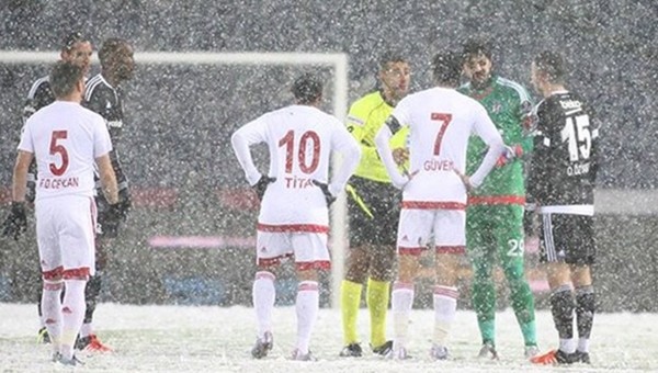İşte Beşiktaş - Mersin maçının başlangıç dakikası