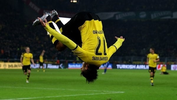 Dortmund yarı finalde