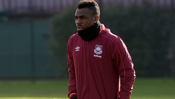 Emenike'den şike iddialarıyla ilgili açıklama - Fenerbahçe Haberleri