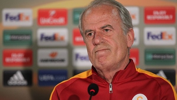 GS TV'de Mustafa Denizli'ye Sneijder eleştirisi!