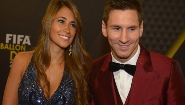 Lionel Messi'den 14 Şubat'ta OLAY poz