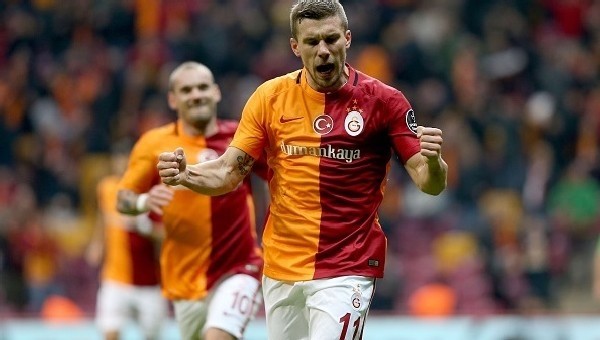 Lukas Podolski, Çin'e transfer olacak mı?
