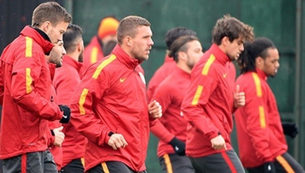 Lukas Podolski'den iyi haber